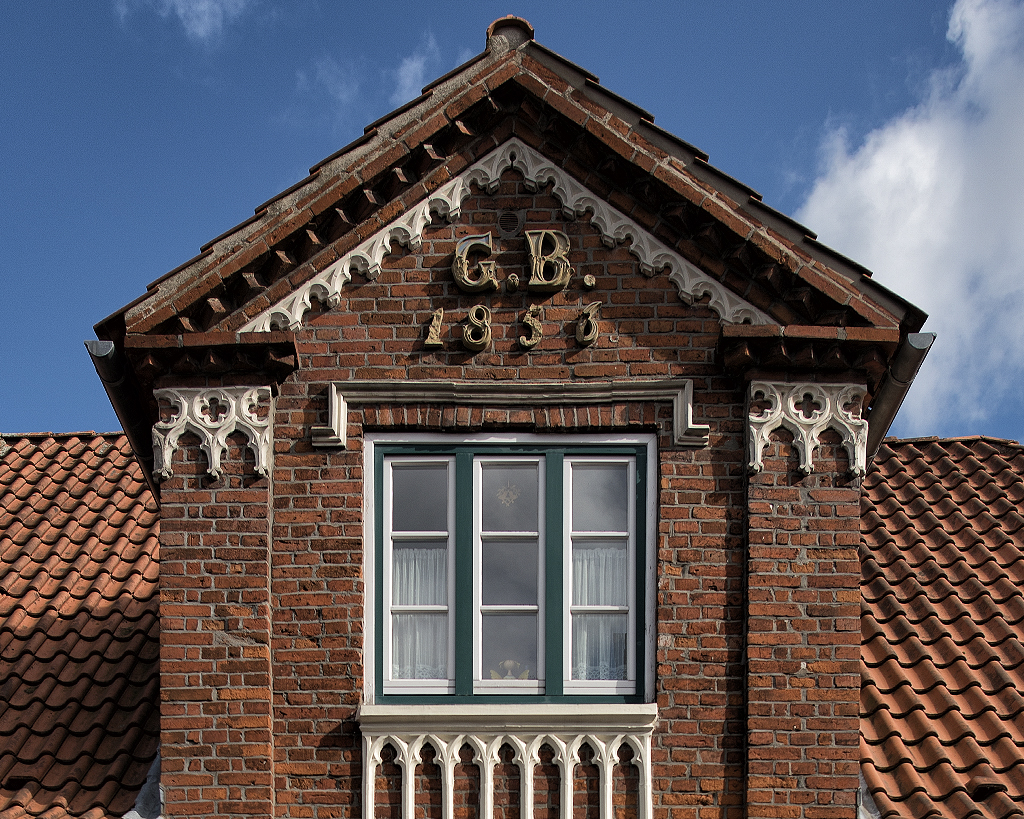 Schleswig Holstein Ostsee 09_2015 KA7_6422 als Smartobjekt-1 Kopie.jpg - In dem kleinen Ort Lütjenburg  sieht man viele liebevoll gestaltete Fassaden.